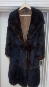 fur coat, Ida Tepper's rabbit skin coat, 1920s
