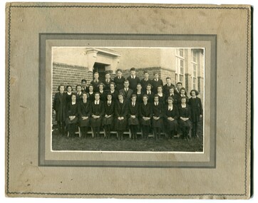 Photograph - Orbost Higher Elementary School students Forms C & D 1938/39, Neville Huon, 1938/39