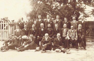 Photograph, Ringwood Horticultural Society- Show Committee 1904