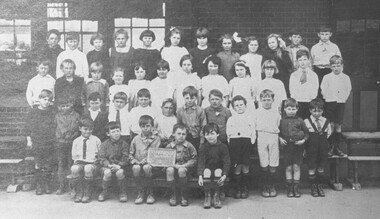 Photograph, Ringwood State School - Grade 2. c.1920s