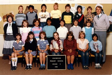 Photograph, Ringwood Primary School 1985 Class Photo Grade 5, 1985