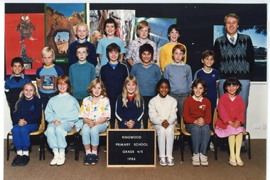 Photograph, Ringwood State  School-Class photograph-Grade 4/5 1986
