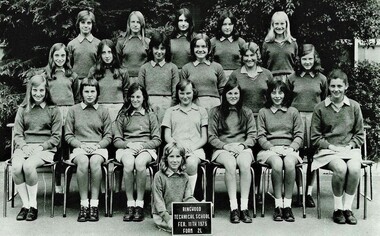 Photograph - Group, Ringwood Technical School 1975 Form 2L, c 1975
