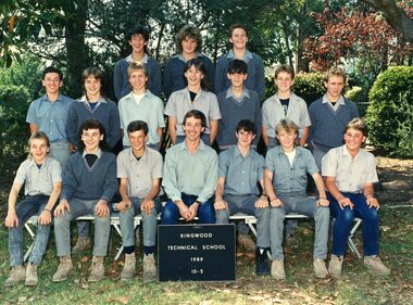 Photograph - Group, Ringwood Technical School 1989 Year 10.5, c 1989