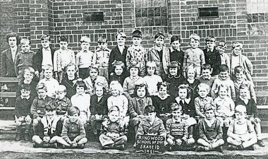 Photograph, Ringwood State School -Class photograph - Grade 1D, 1951