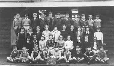 Photograph, Ringwood State School -Class photograph - Grade 5A, 1952