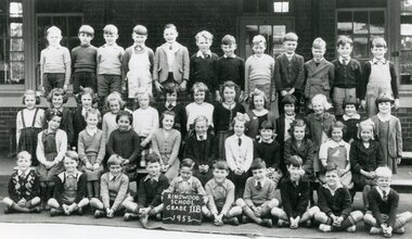 Photograph, Ringwood State School - Class photograph - Grade 2B, 1953