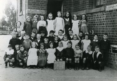 Photograph, Ringwood State School -  1st Class, 1907