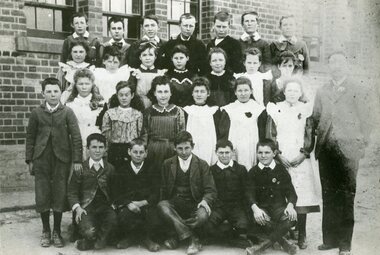 Photograph, Ringwood State School -  Grade(?), 1900