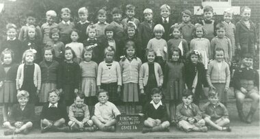 Photograph, Ringwood State School - Grade 1B, 1949