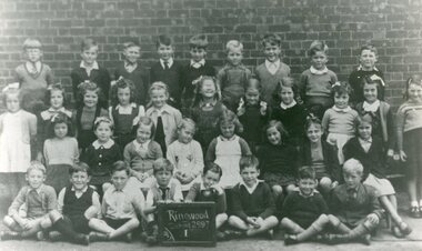 Photograph, Ringwood State School - Grade 1, 1947