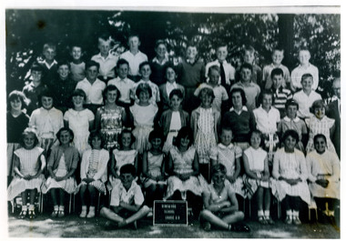 Photograph, Ringwood State School - Grade 6, 1963