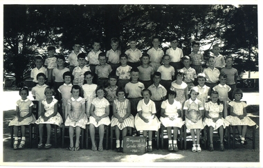 Photograph, Ringwood State School -  Grade 3D and 4D, 1961