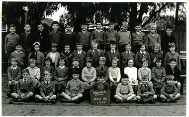 Photograph, Ringwood State School -  Grade 2A, 1960