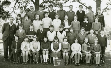 Photograph, Ringwood State School -  Grade 6B, 1968