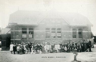 Photograph, Ringwood State School- Maroondah Highway. c1908