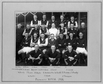 Photograph (Victoria Police), Police Officers group photo on sporting event, 1934