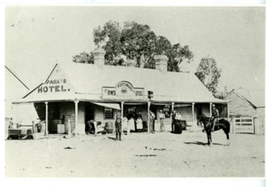 Photograph, Sportsman's Arms Hotel Coldstream, 1900