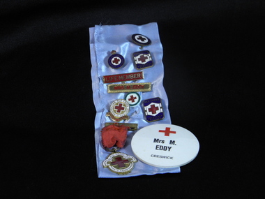 Red Cross badges, 20th century