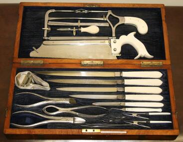 Tool - Amputation set of surgical instruments