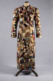 Dressing gown, circa 1880s-1910s