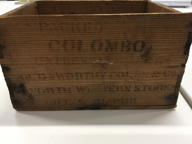 Container - Wooden tea box, Goldsworthy Coles and Co