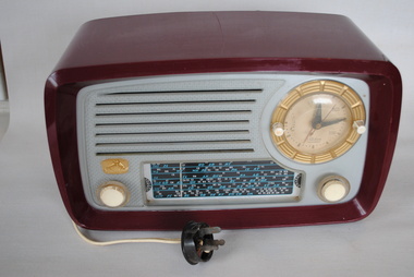 Clock Radio, HMV/EMI, Estimated date: 1950s