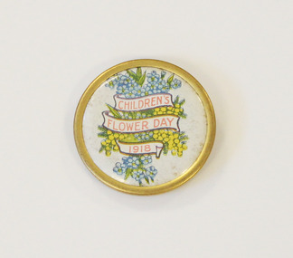 Children's Flower Day 1918 badge, 1918