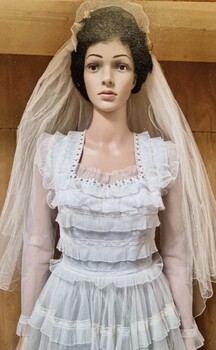 Wedding dress bodice and neckline detail