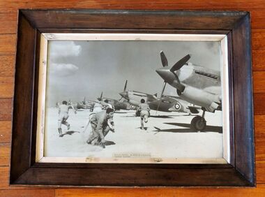 Photo, Tomahawk Squadron in the Western Desert, Libya, scrambling to an alert 1942, 1942