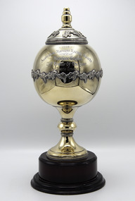 Memorabilia - Silver trophy, Maori's Crown, 1998 Australian Harness Racing Award, Vancleve Trophy