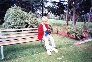 Photograph, Faye Lamb, Pam Whight watching Pennant: Heidelberg Golf Club, 1997