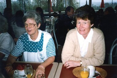 Photograph, Heidelberg Golf Club: Barb Hancock and Margaret Leonard, 1990s