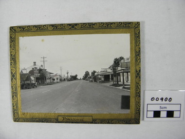 Photograph - Photograph. Inglis St. Ballan, Inglis Street in Ballan, c 1930/40