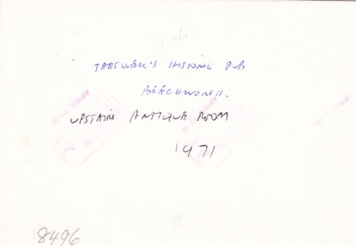 Brief handwritten notes about the photograph