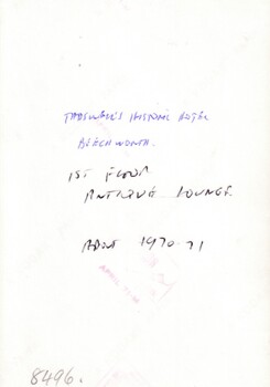 Brief handwritten notes about the photograph