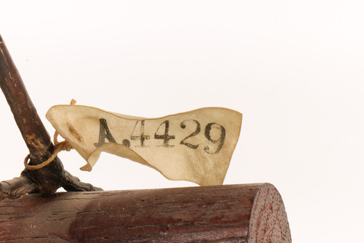 Image of swing tag see transcription