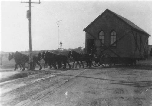 Moving Church using plateway on Center Road, East Bentleigh