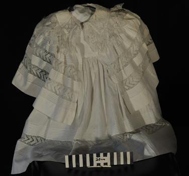 baby outfit c 1900