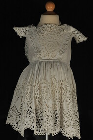 Clothing - Clothing, girl's dress, c1900