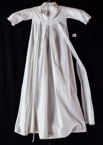 Clothing, baby's nightdress