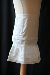 Clothing, girl’s half- petticoat