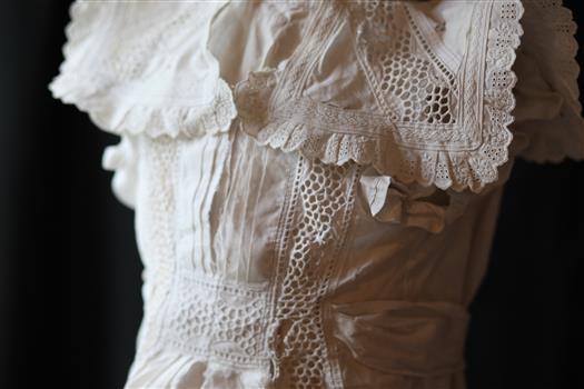 Clothing, girl’s pinafore