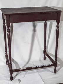 Furniture, spindle-leg, wood table