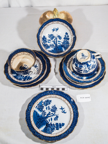 crockery 'Real Old Willow'