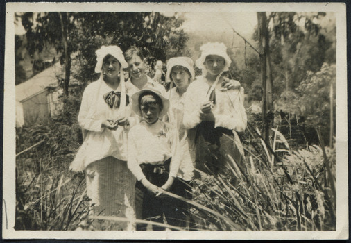  Unknown Location - 1918 Cheltenham Methodist Youth Group 5 of 7