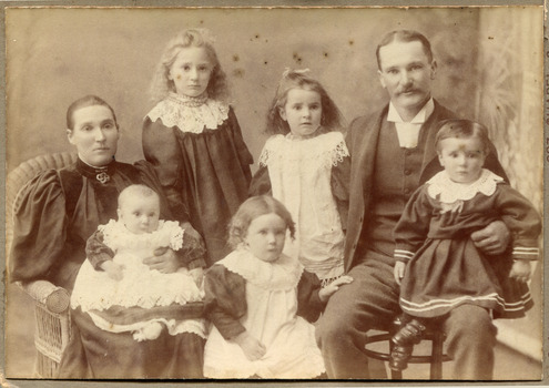 1910 Mr W Harvey