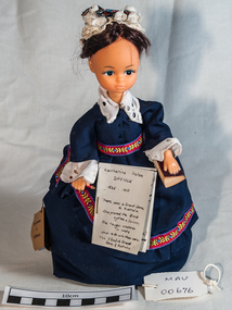 Dolls, antique copy 'Catherine Spence', c1980