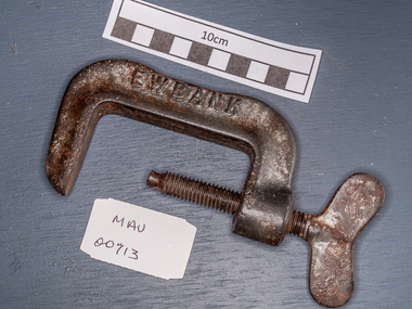 Tools, steel  'C' or 'G' clamp, c1900