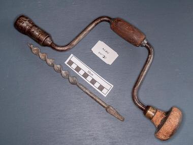 Tool - Brace and Bit hand  drill, 20thC